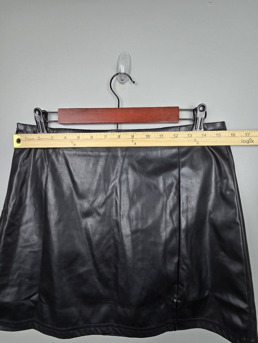 Faux Leather Solid Split Mini Skirt Slit Black Womens Size L Edgy Dark Academia - Picture 8 of 10